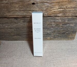 MONAT Be Clarified Spot Treatment Acne Cream - White